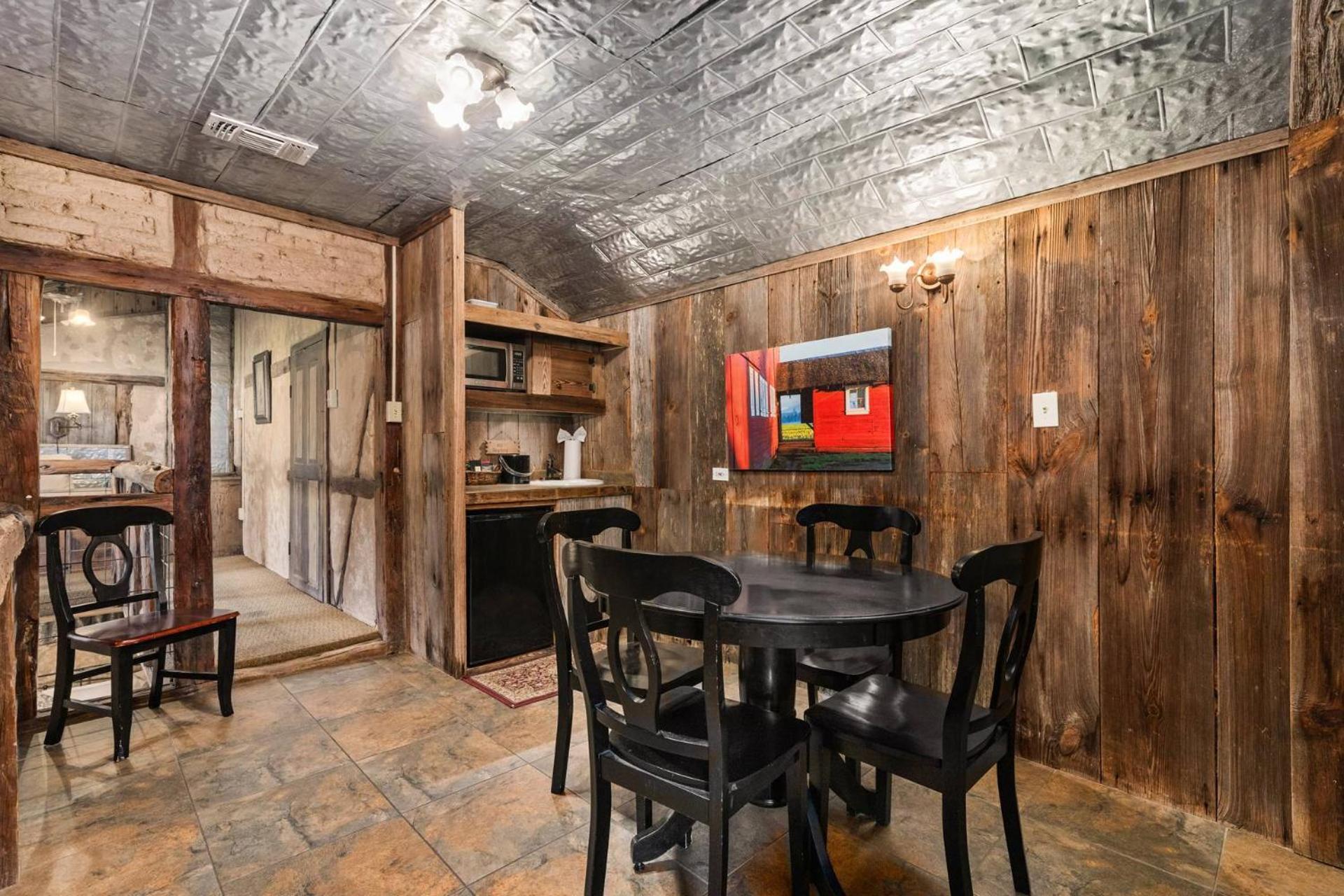 #6 The Root Cellar At Garrison In Gruene Villa นิวบราวน์เฟลส์ ภายนอก รูปภาพ